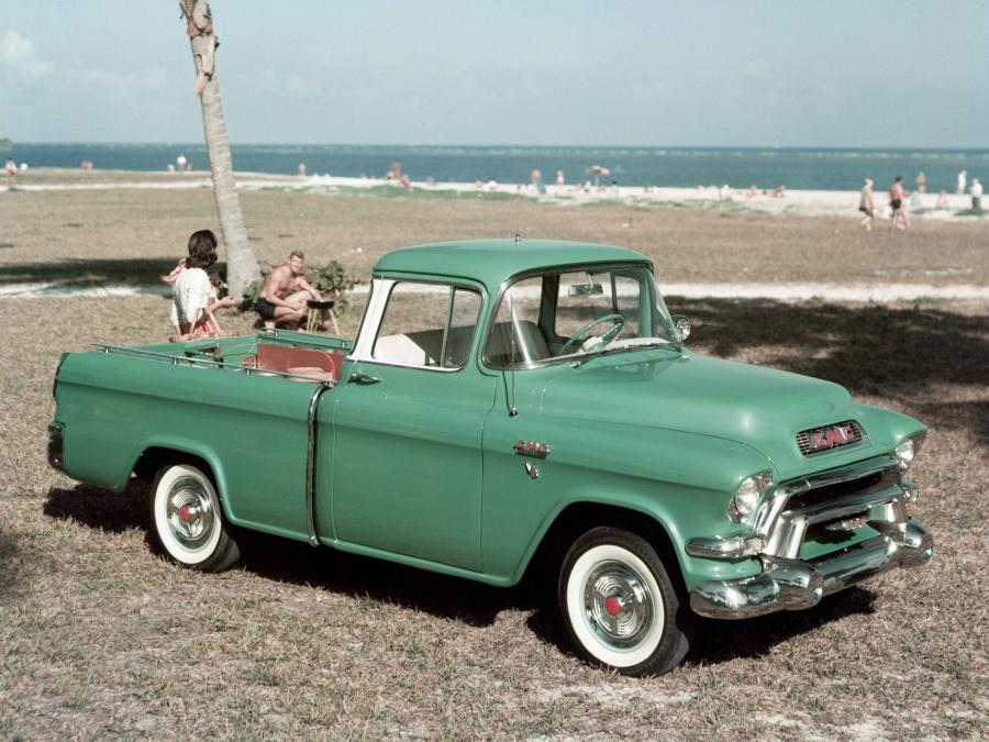 GMC S-100 Suburban Pickup 1955 года  (фото 7 из 9)
